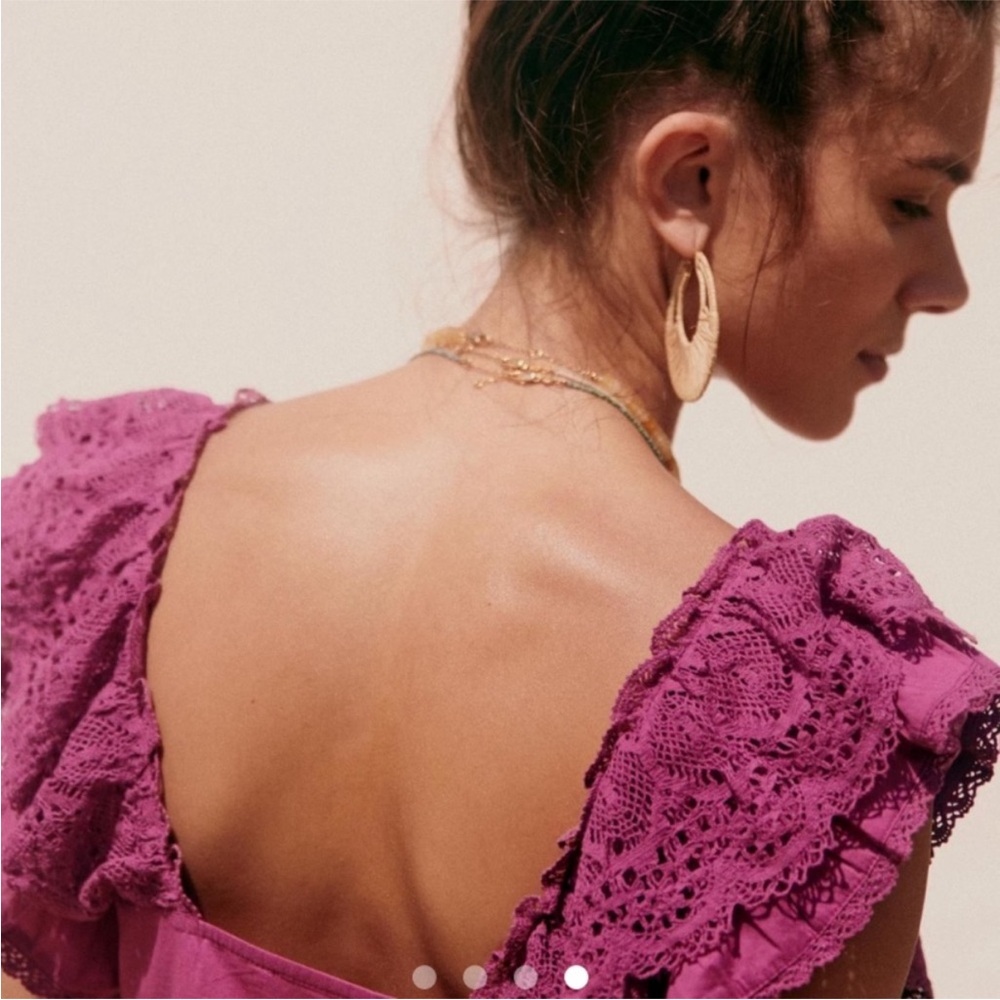 Sezane lexy ruffled square neck orchid eyelet top - Picture 4 of 9